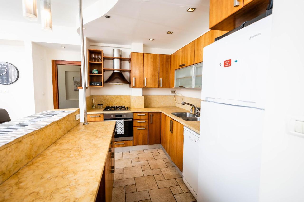Central On Hapalmach- 3-Bdr Apartment Иерусалим Экстерьер фото